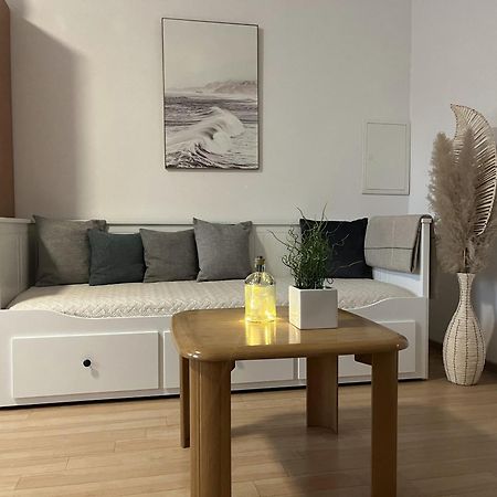 Neu Apartment In Schloss Naehe,Parkplatz, Netflix Sogel Ngoại thất bức ảnh